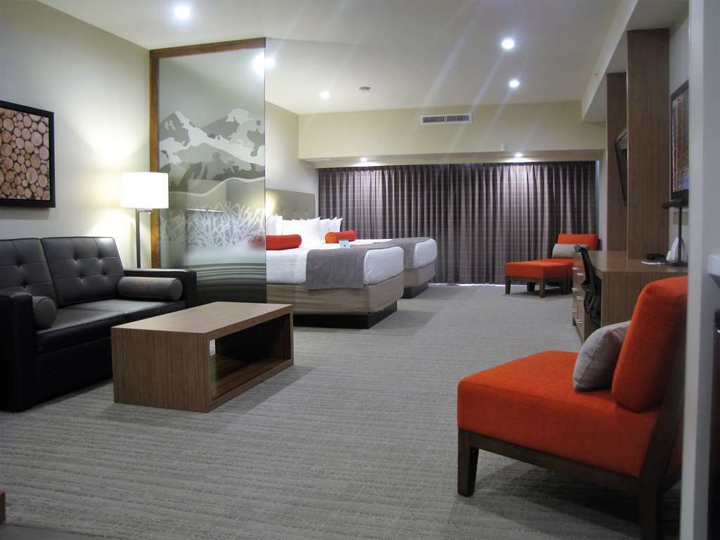 Mountain View Inn & Suites Sundre Room photo